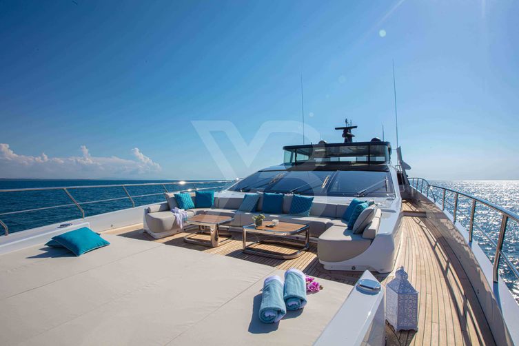 Lady K yacht exterior 5