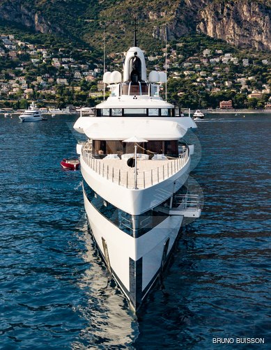 Lady S yacht exterior 3