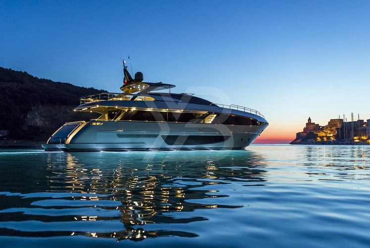 Bernadette yacht exterior 3