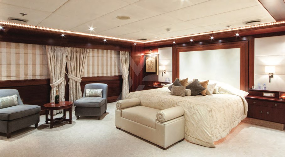 Lauren L yacht interior 17