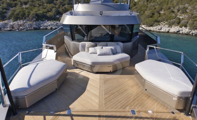 Rock X yacht exterior 3