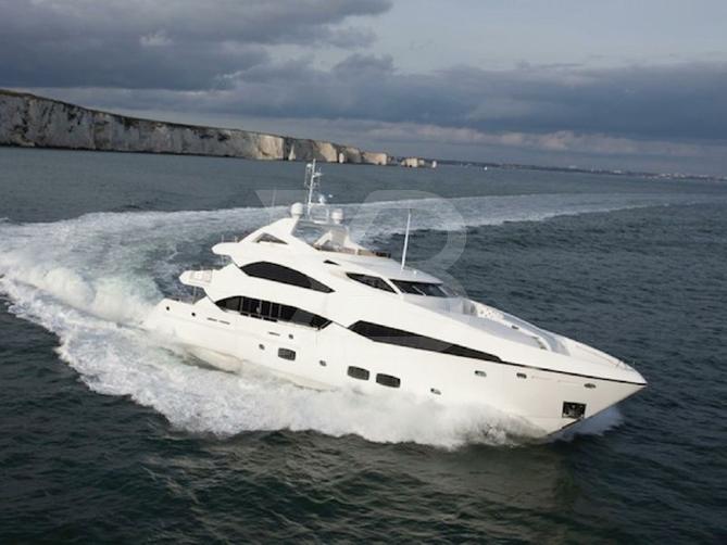 Lucien yacht exterior 2