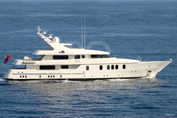 Rahal yacht exterior 2