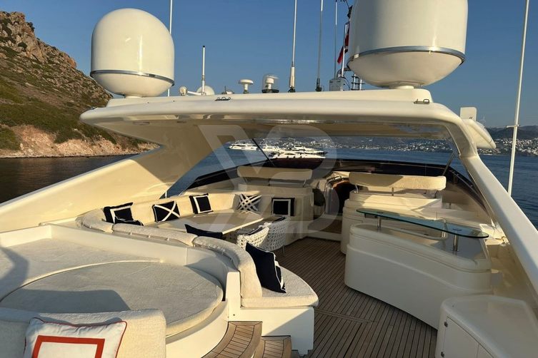 Miss Ado yacht interior 5