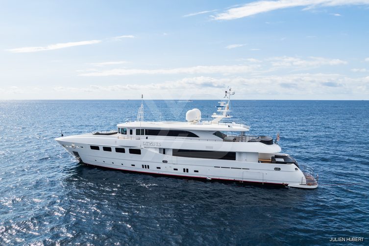Celia P yacht exterior 6