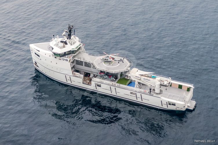 Wingman yacht exterior 8