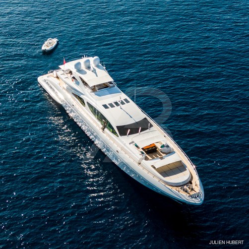 Hallo yacht exterior 9
