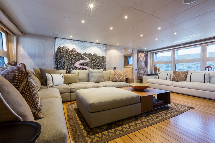 Akiko yacht interior 9