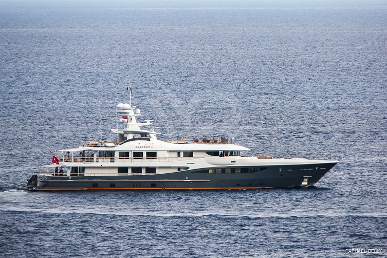 Gene Machine yacht exterior 22