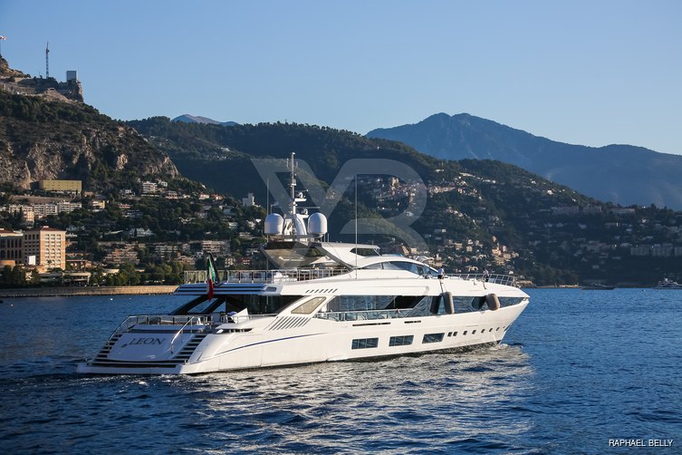 El Leon yacht exterior 45