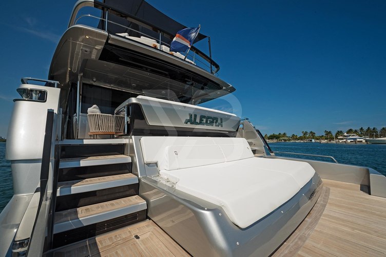 Alegra yacht exterior 6