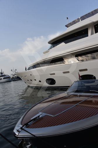 Salumi 1 yacht exterior 3