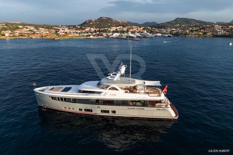 Josephine yacht exterior 16