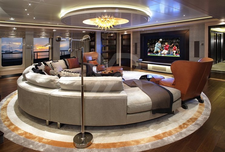 Quantum of Solace yacht interior 9