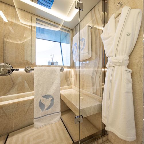 Oceanbird yacht interior 41