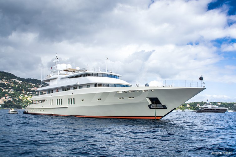 Coral Ocean yacht exterior 4