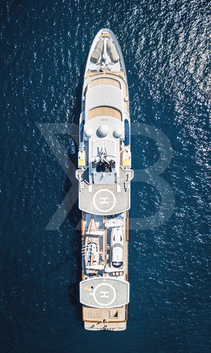 Le Grand Bleu yacht exterior 4