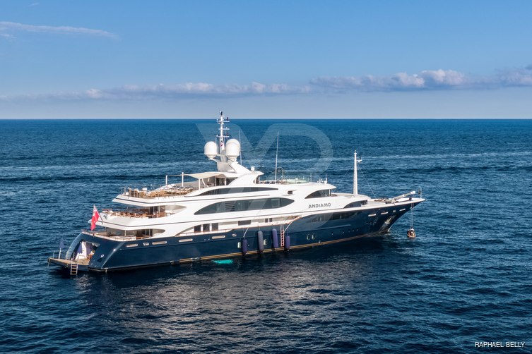 Andiamo yacht exterior 12