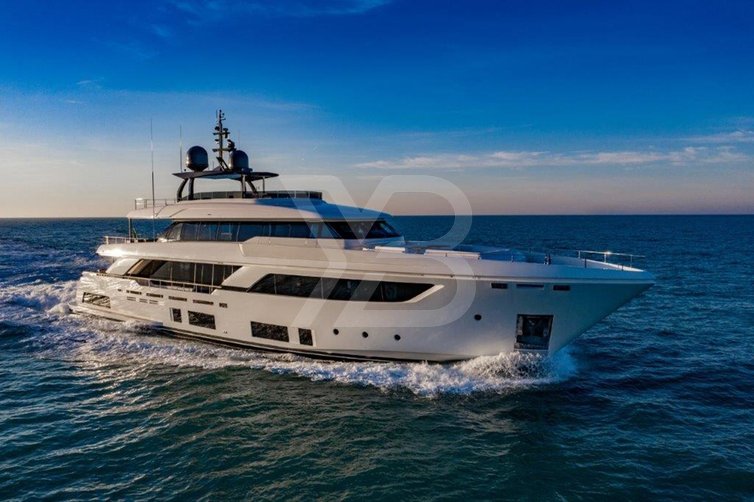 Eros yacht exterior 7