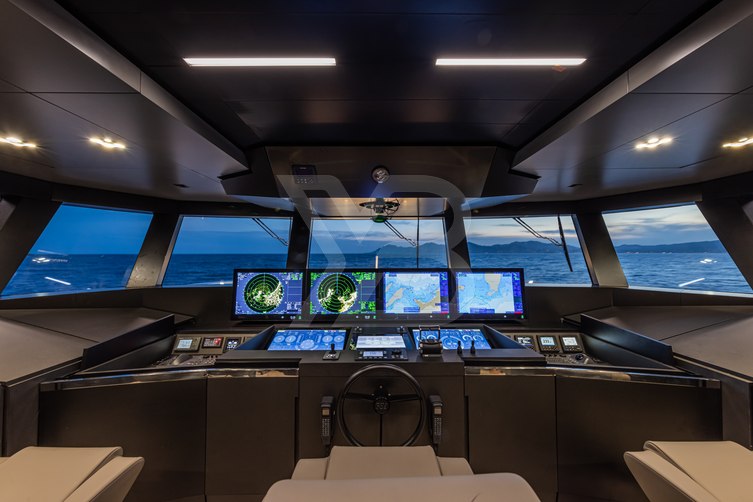 Emocean yacht interior 37