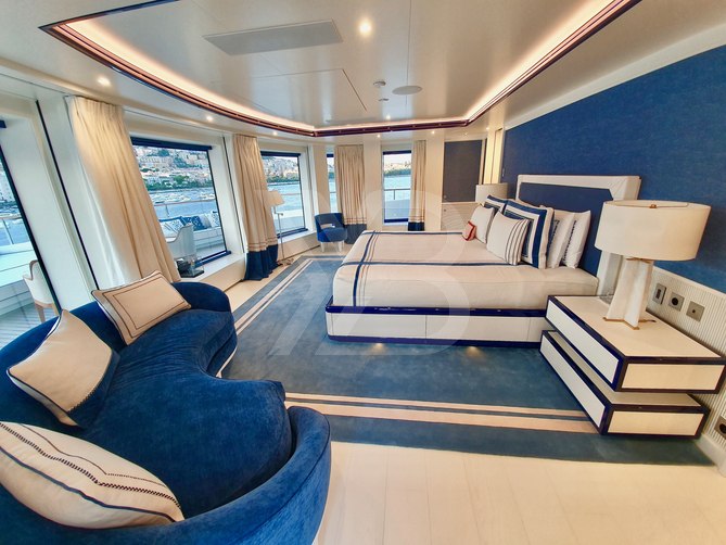 Mimtee yacht interior 8