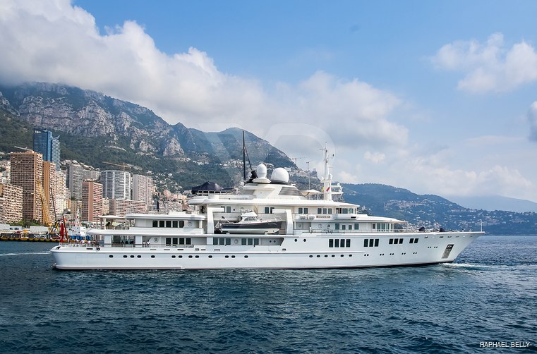 Tatoosh yacht exterior 9