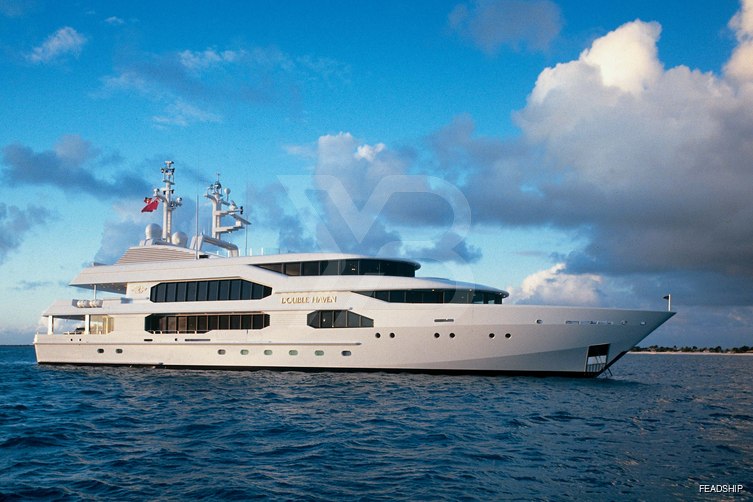 Double Haven yacht exterior 5