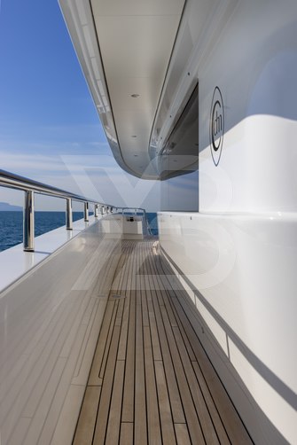 Crowbridge yacht exterior 11