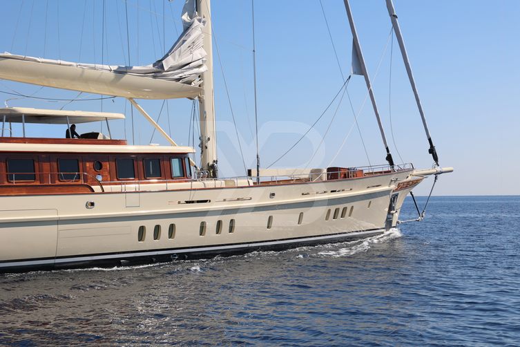 simena-yacht-62m-203ft-ares-yachts-2026-yachtbuyer