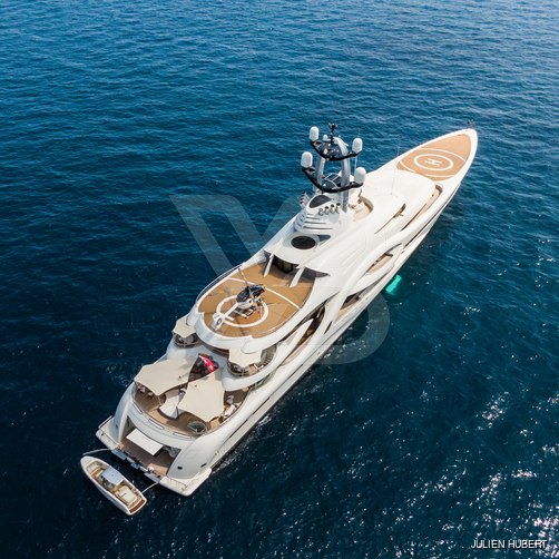 Anna yacht exterior 44