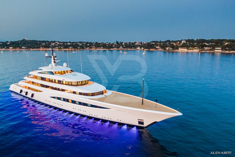 Sophia yacht exterior 23