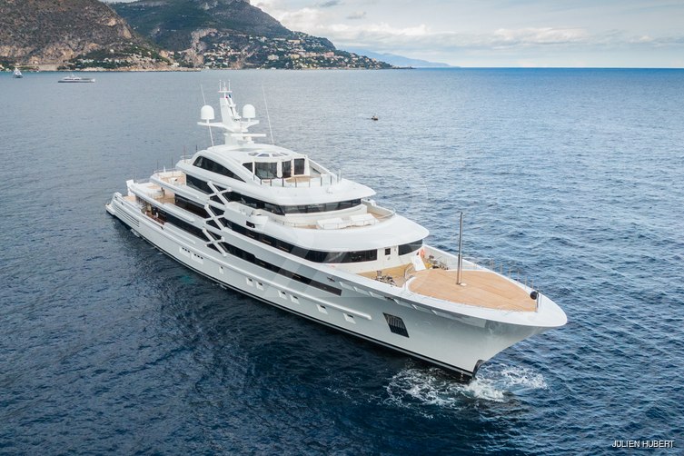 Project X yacht exterior 18