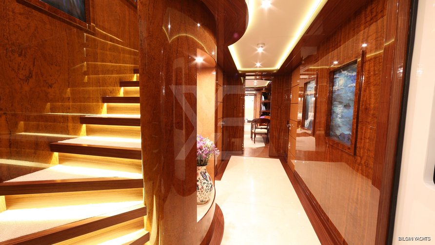 Elada yacht interior 9