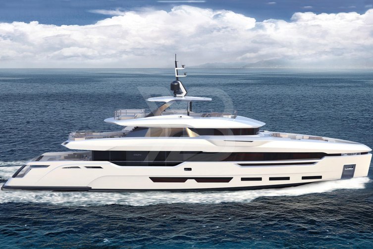 Lee yacht exterior 18