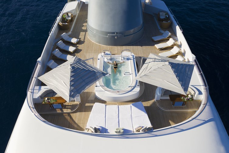 Boadicea yacht interior 30