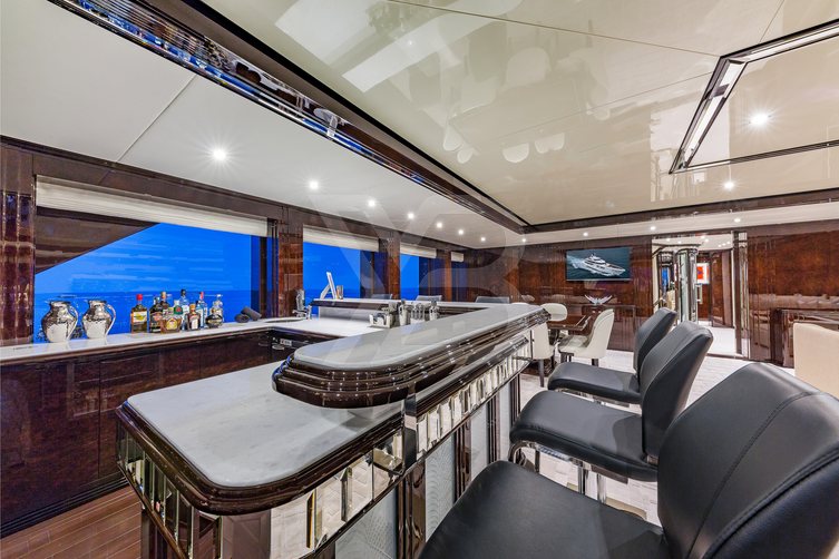 Spectre yacht interior 73