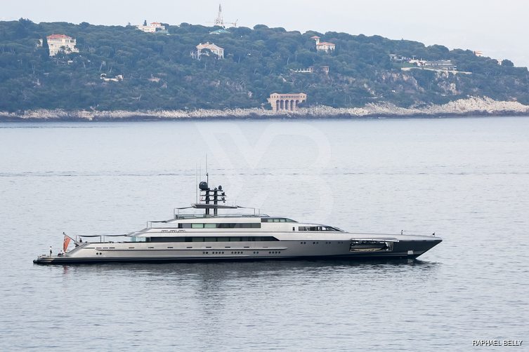 Silver Fast yacht exterior 9