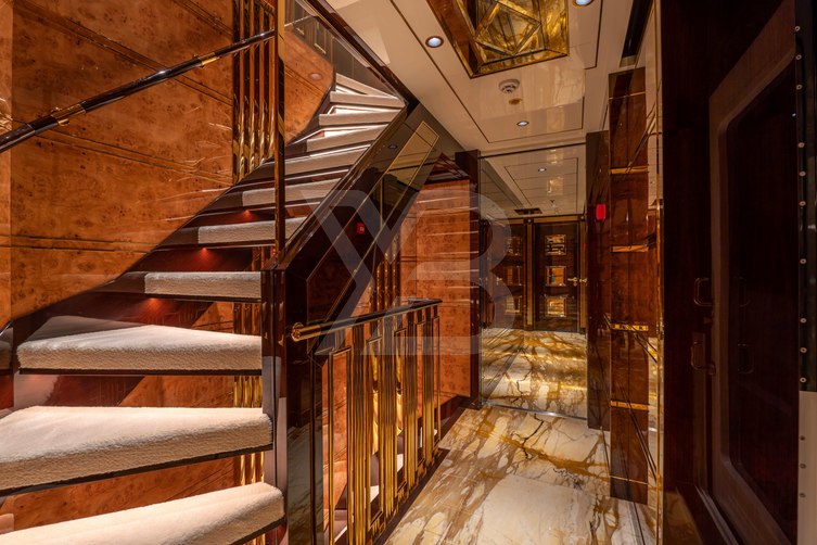 Jewels yacht interior 10