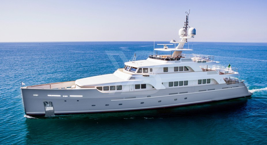 Libra Omega yacht exterior 2