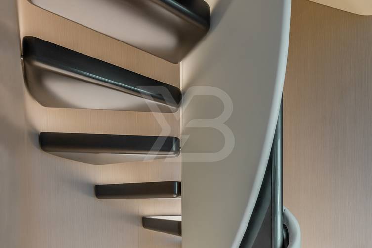 Tanelorn yacht interior 17