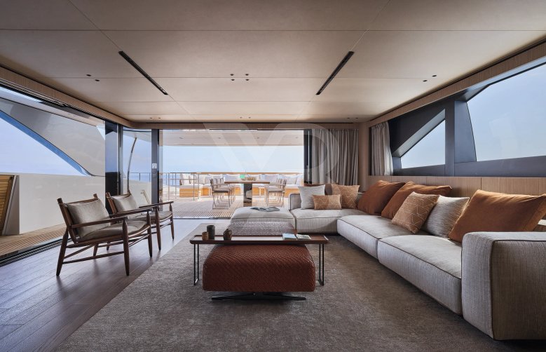 Andiamo yacht interior 17