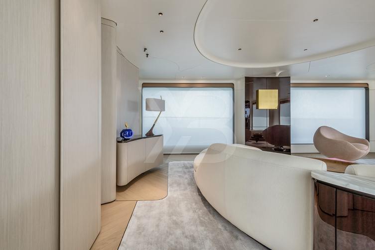 Tanelorn yacht interior 11