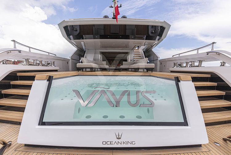 Vayus yacht exterior 44