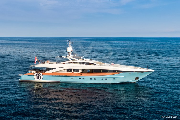 Aurelia yacht exterior 17