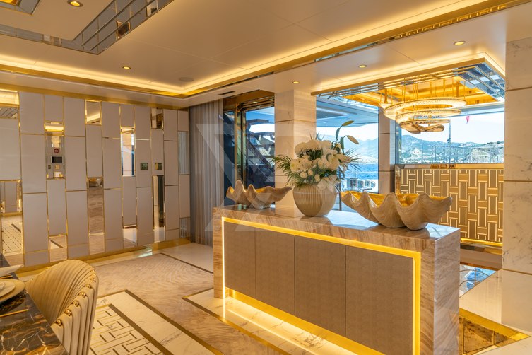 Leona yacht interior 23