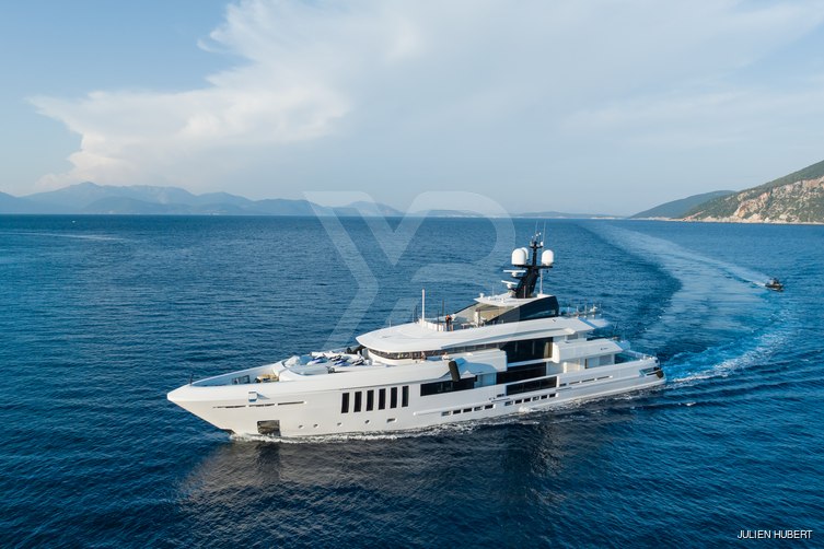 Ouranos yacht exterior 7