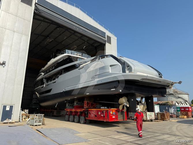 Ocean Angel yacht exterior 6
