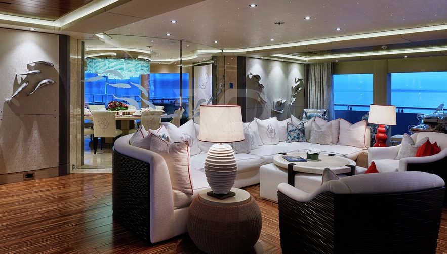 Draak yacht interior 10