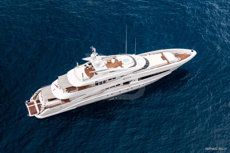 Daisy D yacht exterior 11