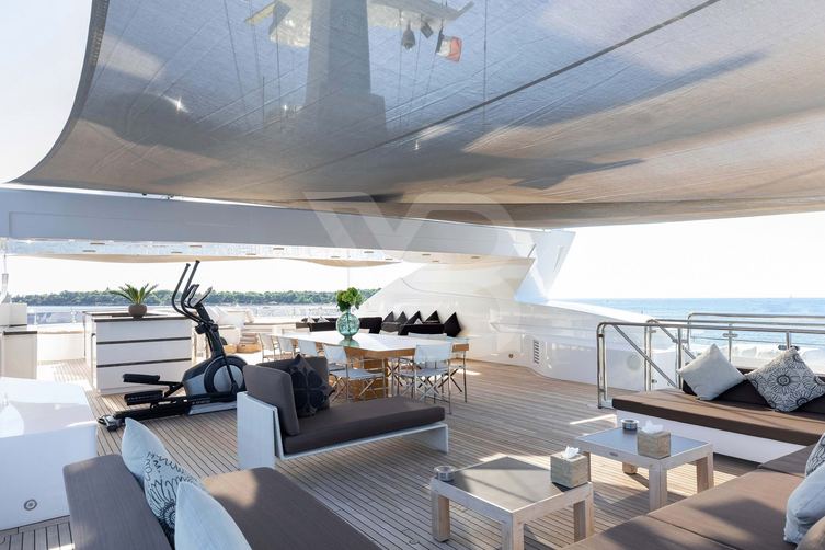 Persefoni I yacht exterior 7